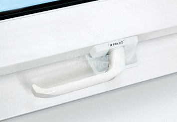 Мансардное окно FAKRO PTP-V U5 из ПВХ 78*140